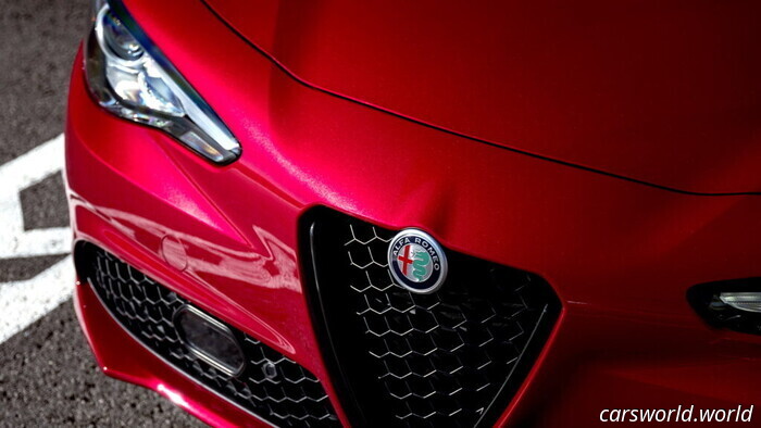 Пять аварий, связанных с автомобилями Alfa Romeo, которые внезапно глохнут во время движения | Carscoops